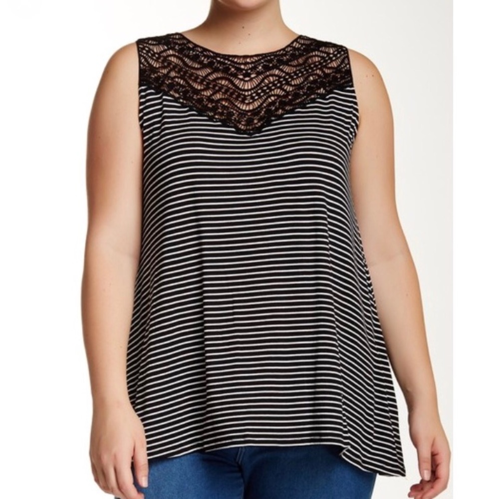 Bobeau – Crochet Yoke Stripe Swing Tank EUC